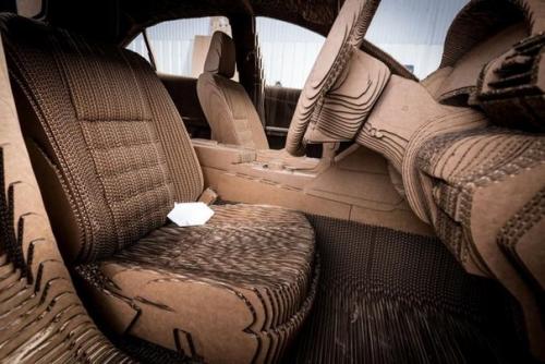 Невероятный лексус из картона, который ездит и перевозит людей! 04