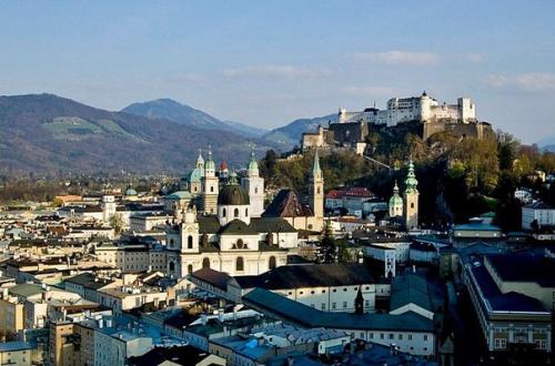 Достопримечательности австрии.  Австрия - это страна гор и музыки.