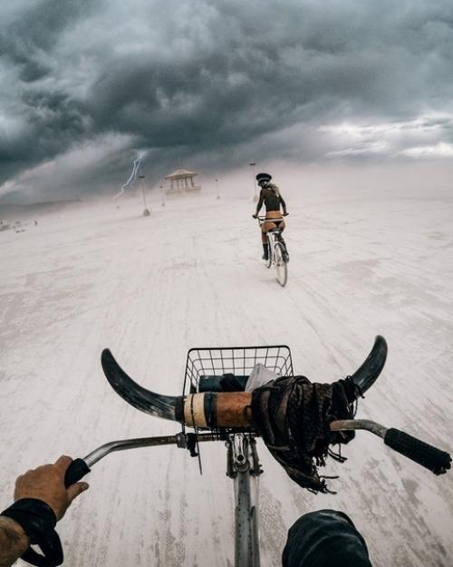 Burning Man - ежегодный фестиваль, проходящий в пустыне блэк - рок в неваде. 07