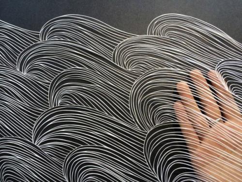 Американская художница Maude White, воплощает истории в удивительных воздушных шедеврах из тонкой - тонкой бумаги. 01