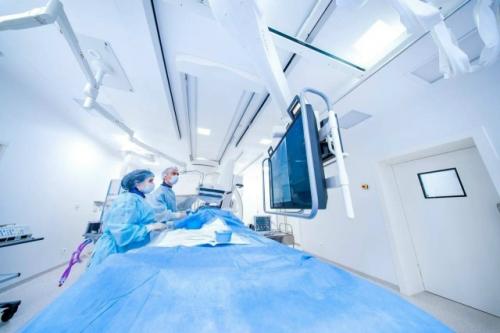 Высокотехнологичные операции на сосудах ног все чаще в Москве проводят. 01