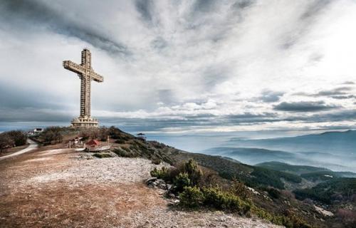 Достопримечательности македонии.  Республика Македония - небольшое балканское государство, расположенное на юго-востоке Европы. 06
