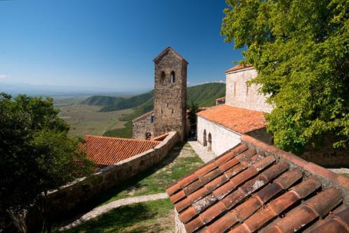 Кахетия.  Кахетия, некогда кахетинское царство, а ныне - край на Востоке Грузии в верховьях рек Иори и Алазани. 04
