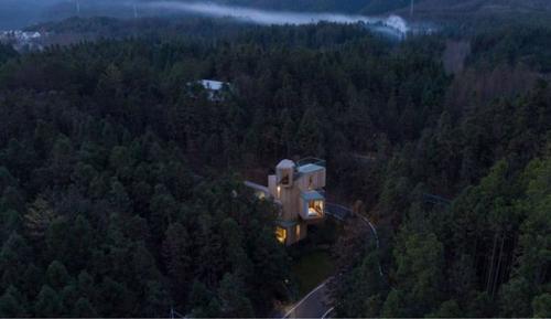 Необычный деревянный мини - отель в Китае. 01