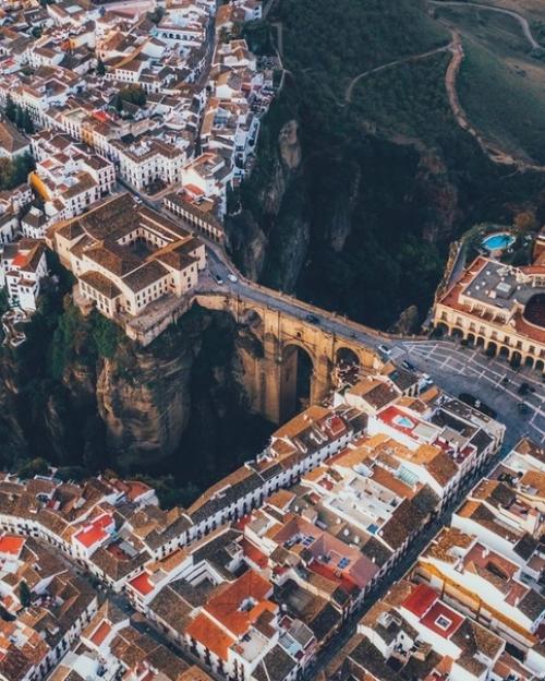 Ронда - город в испанской провинции малага в андалусии. 01