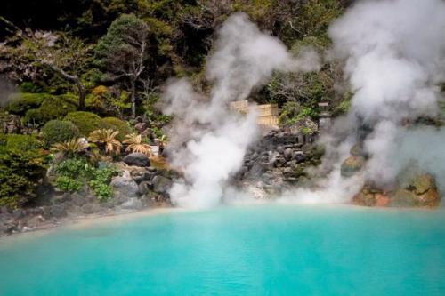 Горячие источники беппу, Япония.