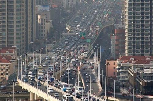 В Шанхае был установлен рекорд на самую большую автомобильную пробку.