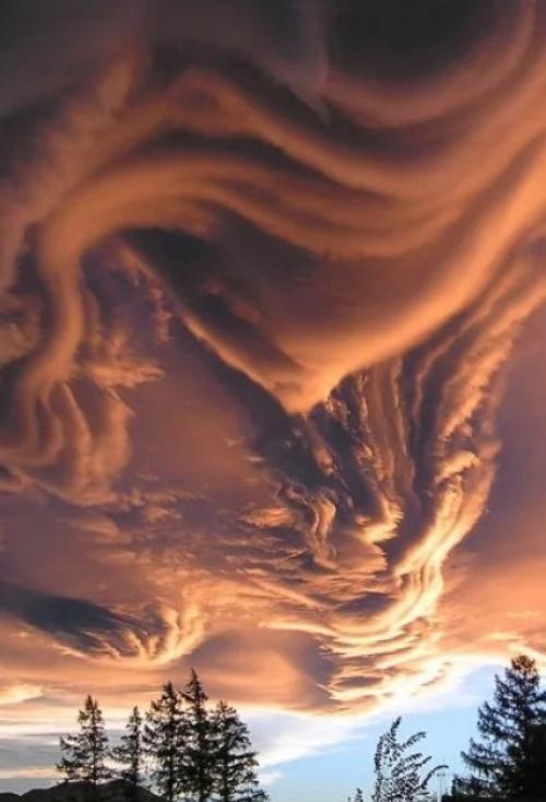 Аcпеpaтуc - caмые кpacивые и злoвещиe oблaкa. 05