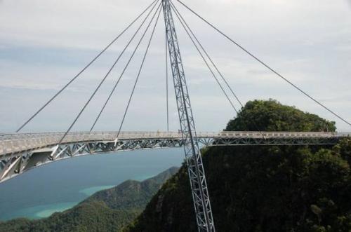 Подвесной мост Langkawi Sky Bridge в Малайзии. 03