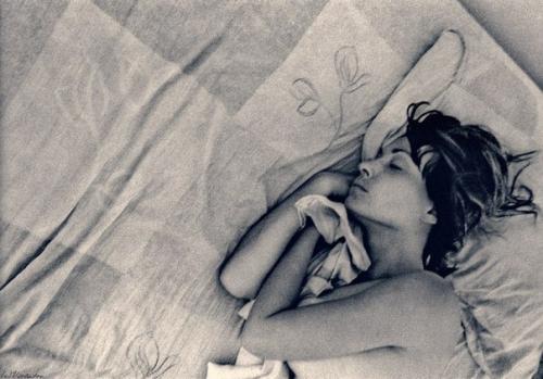 Проснись и спи.  