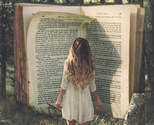 Загадайте число от 1 до 99, найдите книгу и читайте ее.