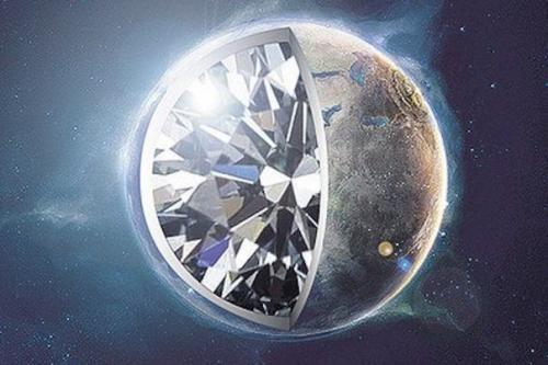 Звезда Люси представляет собой кристаллизованное ядро белого карлика, находящееся на расстоянии 50 световых лет от земли.