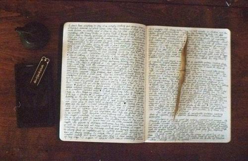 Украшайте свою речь умными словами.

