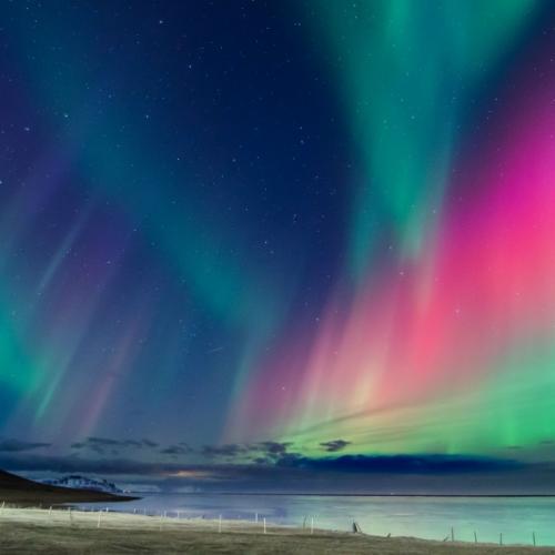 С вечера магнитное поле планеты резко возмущено - начинается период, который особенно тяжело переносят метеозависимые люди. 01