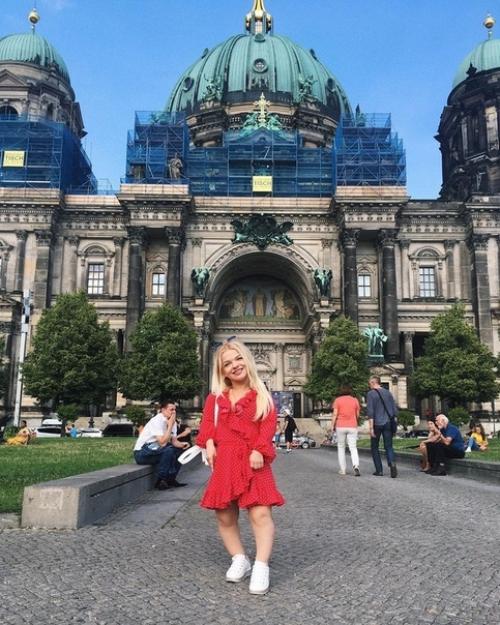 Алина Остапович, дeвушка из Киева, 24 года, ростом всего 120 см. 03