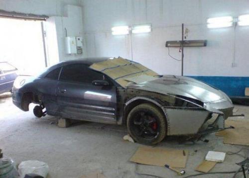 Одессит Александр, из своей Mitsubishi Eclipse (2003 года) сделал Lamborghini Reventon. 02