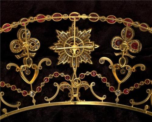 Малая корона дома романовых. 05