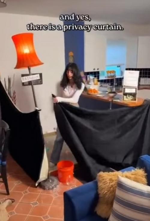 Новости из дурки: экоактивистка ходит в лоток вместо туалета и заставляет друзей делать то же самое. 01