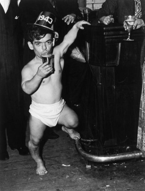 Эпоха Великой Депрессии на снимках скандального Weegee. 02