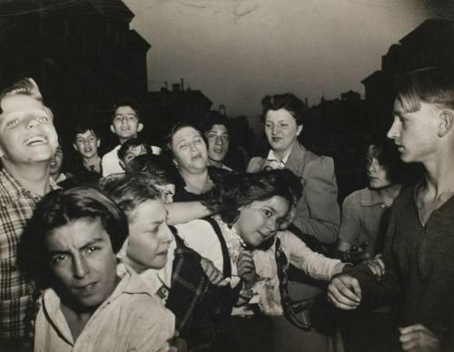 Эпоха Великой Депрессии на снимках скандального Weegee. 04