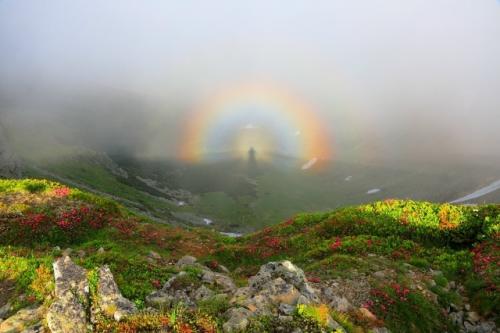 Броккенский призрак.  Есть такое атмосферное оптическое явление, которое называется Броккенский Призрак. 01