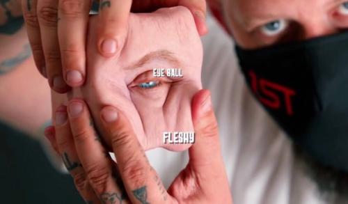 Создали улучшенную версию антистрессовой игрушки. 01