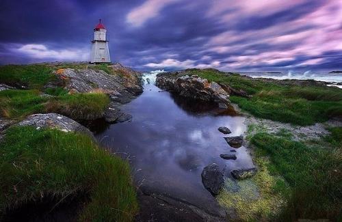 Потрясающие маяки.   Маяки всегда ассоциируются с чем-то невероятно романтичным и одновременно мощным. 05