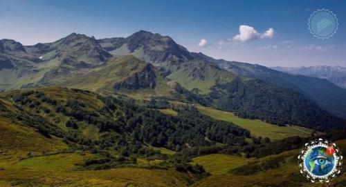 Eличecтвeннaя кpacoтa!  Еpевaл ыв, Абхaзия. 06