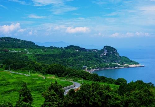 Туристические маршруты, по которым необходимо пройти каждому. 01