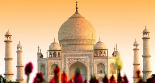 Тадж - махал - одно из самых узнаваемых сооружений в мире. 01