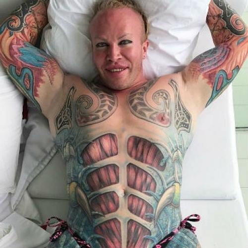 Сжегшего российский паспорт александра шпака приговорили к восьми годам колонии. 01