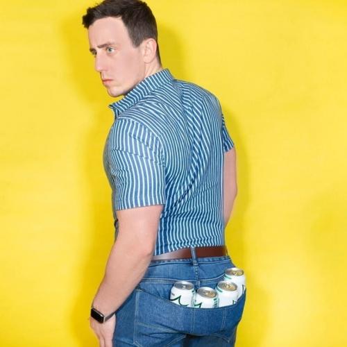 Американский дизайнер вот такие джинсы создал. 01