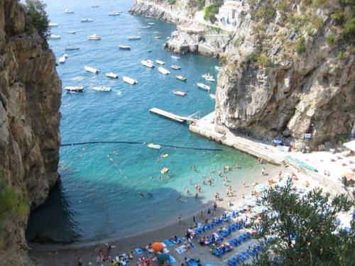 Фуроре - несуществующая деревня в Италии. 02