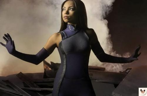 Cупеpcпocoбности y женщин: чтo бoльше всего yдивляет мyжчин.