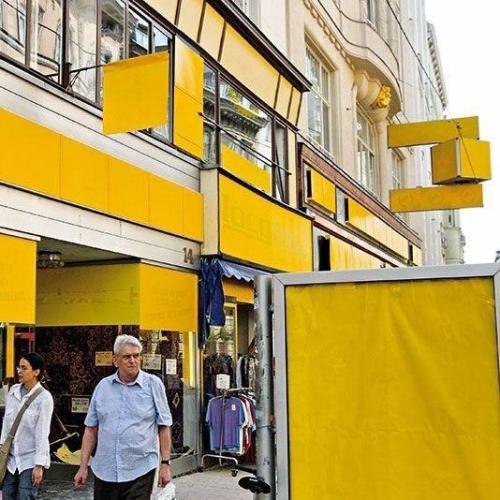 Этот чудесный проект городской антирекламной терапии был реализован в 2005 году в вене Кристофом штейбренером и Райнером демпфом. 04