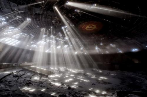 Заброшенный памятник на горе бузлуджа. 03