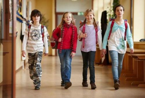 Почти месяц в швейцарской школе, и я не успеваю записывать то, что меня поражает.  