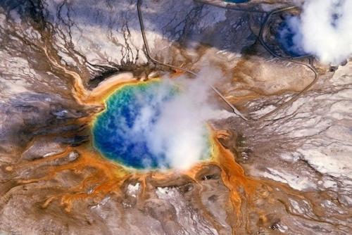 Супервулкан в йеллоустоне может взорваться в ближайшие недели.