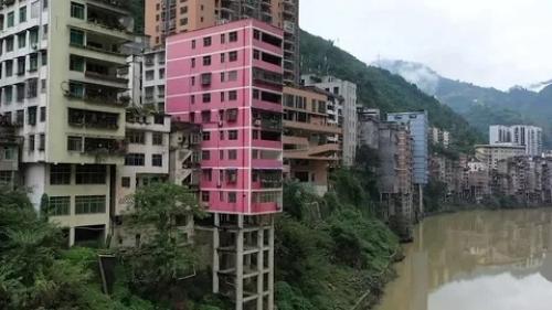 На фото - самый узкий город в мире яньцзинь (Китай. 04