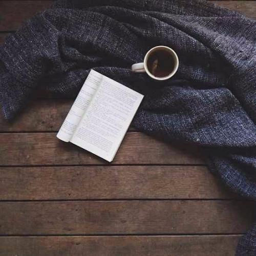 33 лучшие книги XX века по версии пользователей Goodreads - самого авторитетного интернет - портала любителей книг. 

