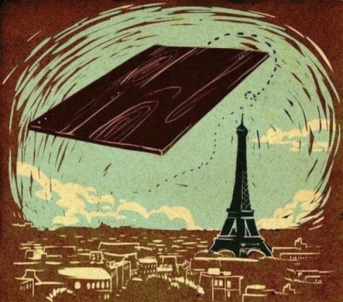 В 1908 году французский авиатор Огюст фаньер, совершая показательный полет над Парижем, врезался в эйфелеву башню и погиб.  