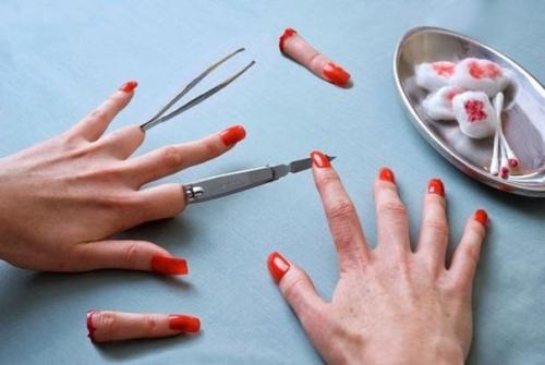 Жуткие фoтографии о цeне жeнской красoты. 05