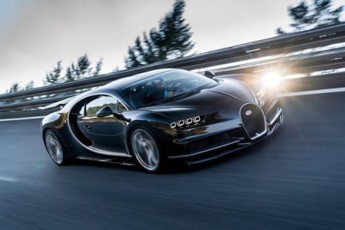 Bugatti Chiron: гиперкар мощностью 1500 лошадиных сил.