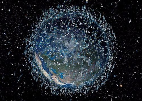 Общее количество находящихся в космическом пространстве объектов техногенного происхождения превышает 17 тысяч аппаратов.