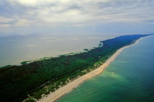 Калининград.  Бывший Кёнигсберг, некогда столица восточной пруссии, ныне янтарная столица России. 03