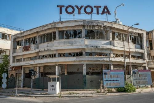 Вароша - город - призрак на Кипре.  