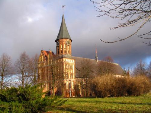 Калининград.  Бывший Кёнигсберг, некогда столица восточной пруссии, ныне янтарная столица России.