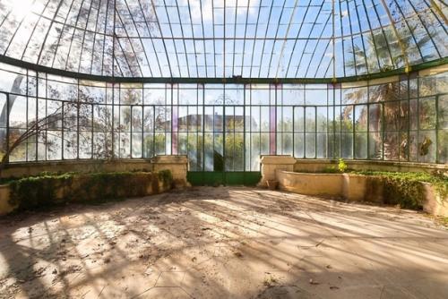 Заброшенная Франция в фотографиях. 09