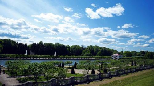 Петродворец в Санкт-петербурге. 01
