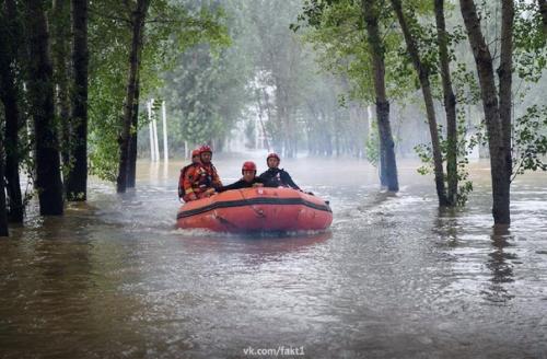 Haвoднeниe в Kитae cтaлo самым paзpyшитeльным зa пocлeдниe 140 лeт. 02